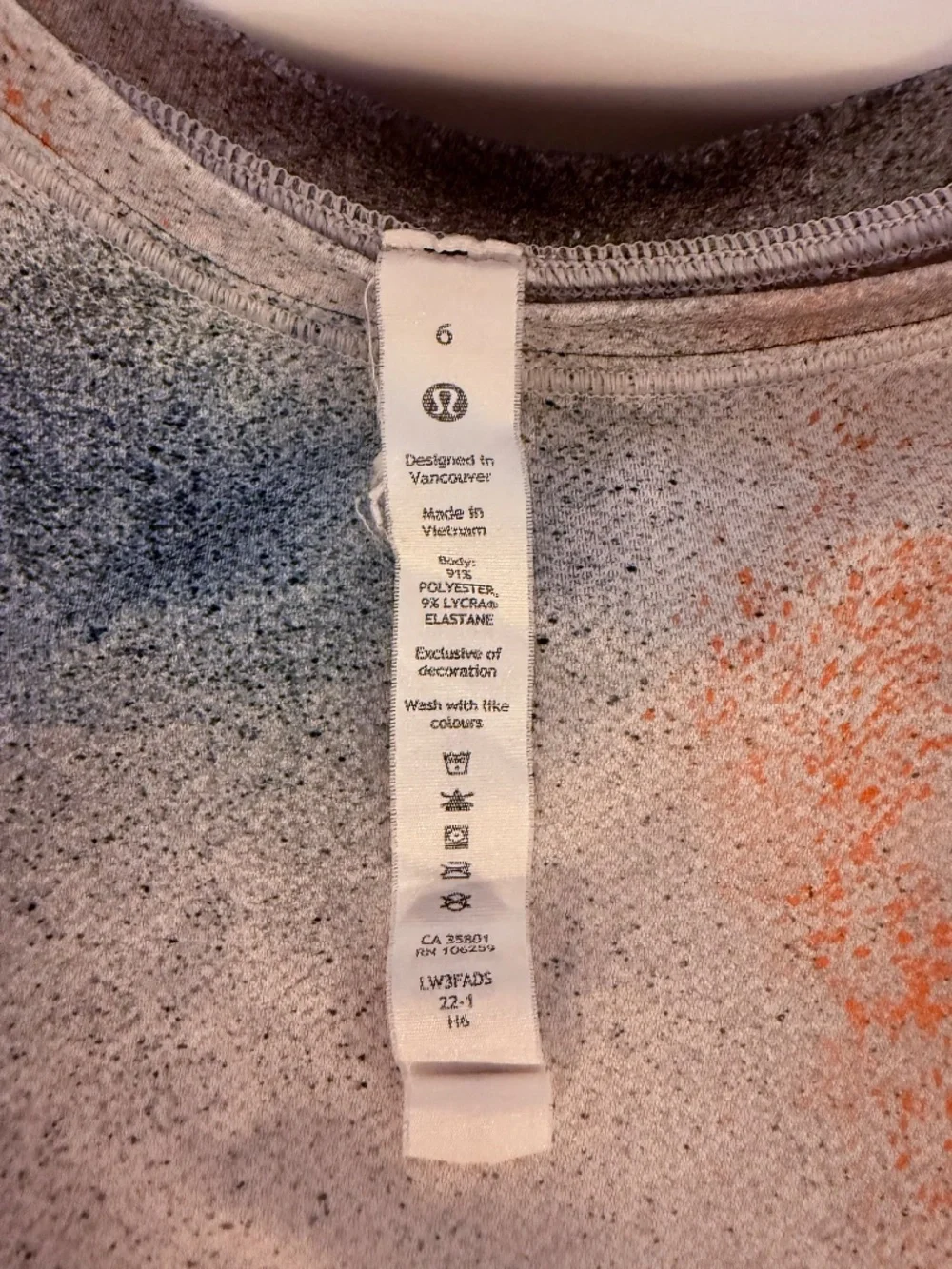 Lululemon Running & Training Shirt Size 6